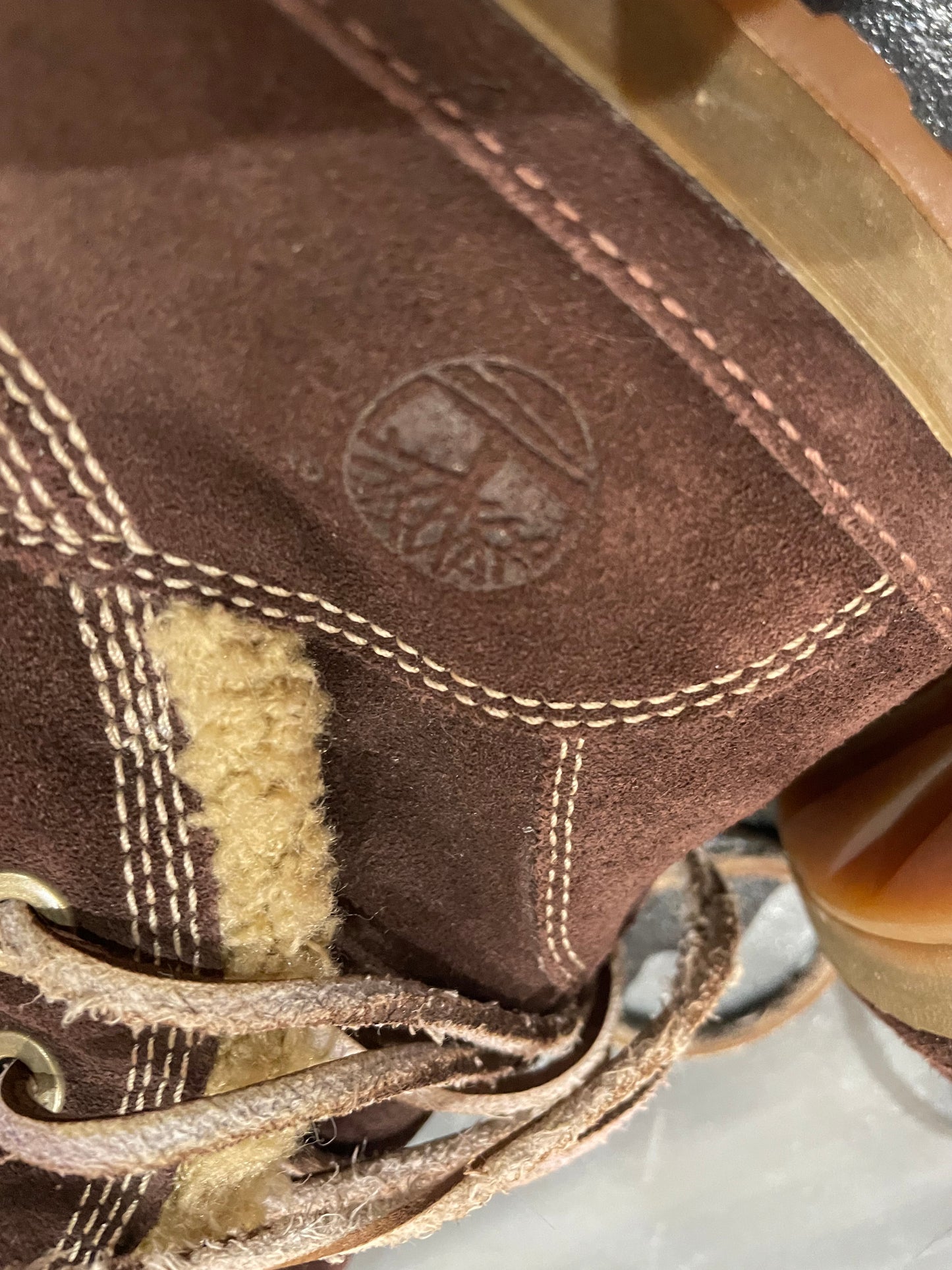 Size 6 Timberland brown suede leather ankle boot with sheep shearling lining