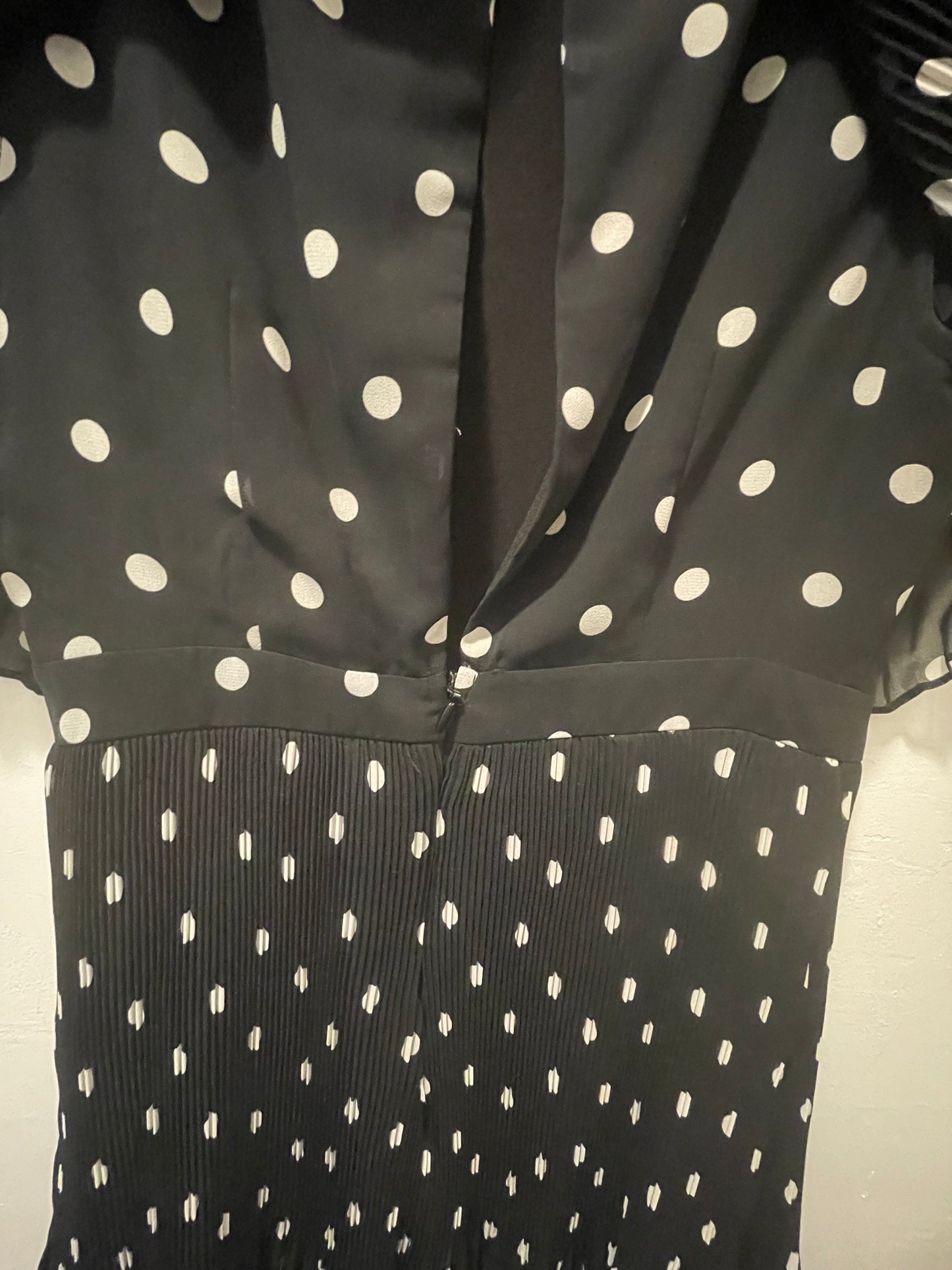 Size 10 Polka dot plisse dress